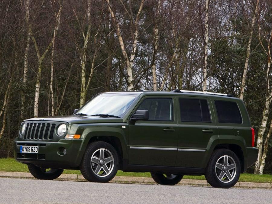  Jeep Patriot 2007 года  (UK) (фото 13 из 30)